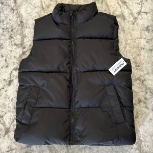Old Navy Puffer Vest Black Cropped Sleeveless Full Zip YOUTH Size SMALL